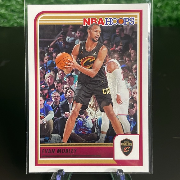 Panini Lot of 10 Cleveland Cavaliers Basketball 🏀 Trading Cards - Picture 5 of 10